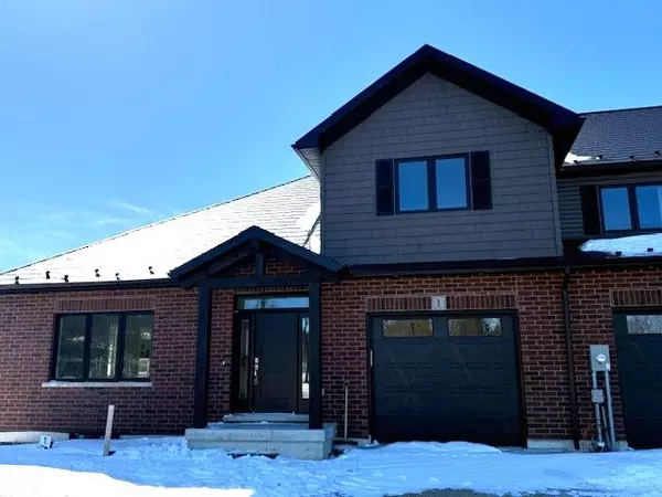 8 GOLF LINKS RD #Unit 1, Kincardine, ON N2Z 0G1