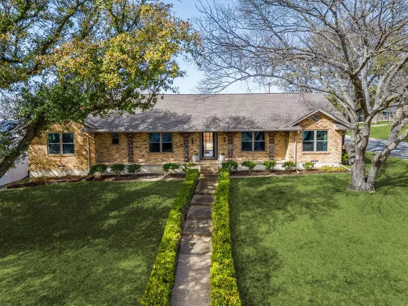 202 Summit Ridge Drive, Rockwall, TX 75087