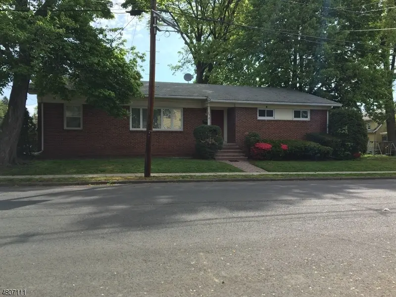 34-36 ALGONQUIN PL, Elizabeth City, NJ 07208