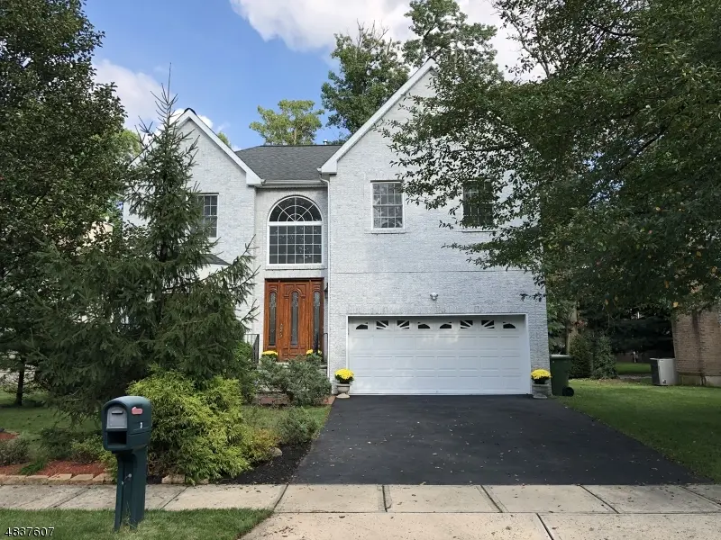 Edison Twp., NJ 08820,3 TROY ST