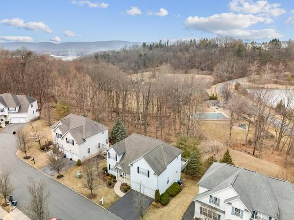 10 Poplar Ct, Allamuchy Twp., NJ 07840