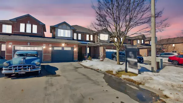 101 Foxfield CRES, Vaughan, ON L4K 5E9