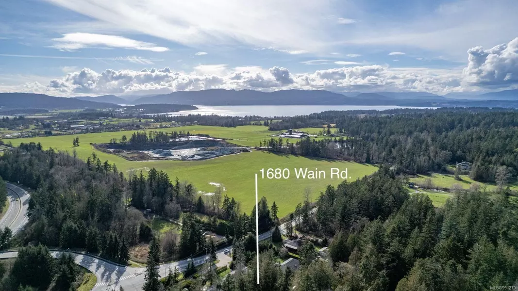 1680 Wain Rd, North Saanich, BC V8L 5R2