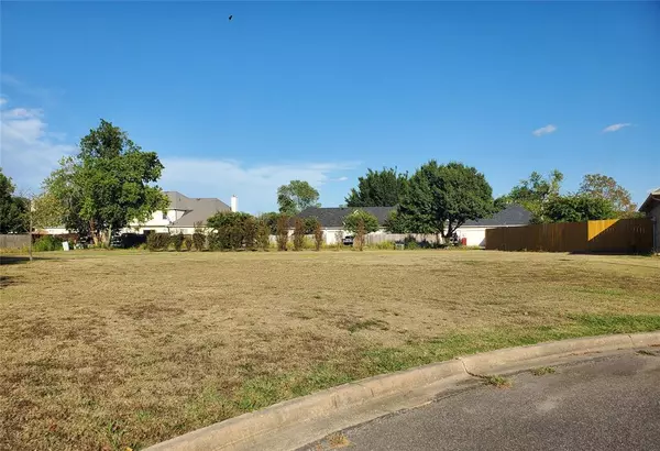 TBD E Saint Andrews Court, Bonham, TX 75418