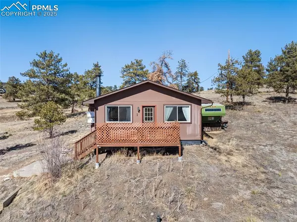 11 Valley CIR, Florissant, CO 80816