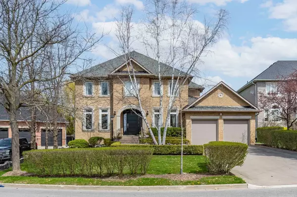 56 Delia PL, Vaughan, ON L4L 8P6