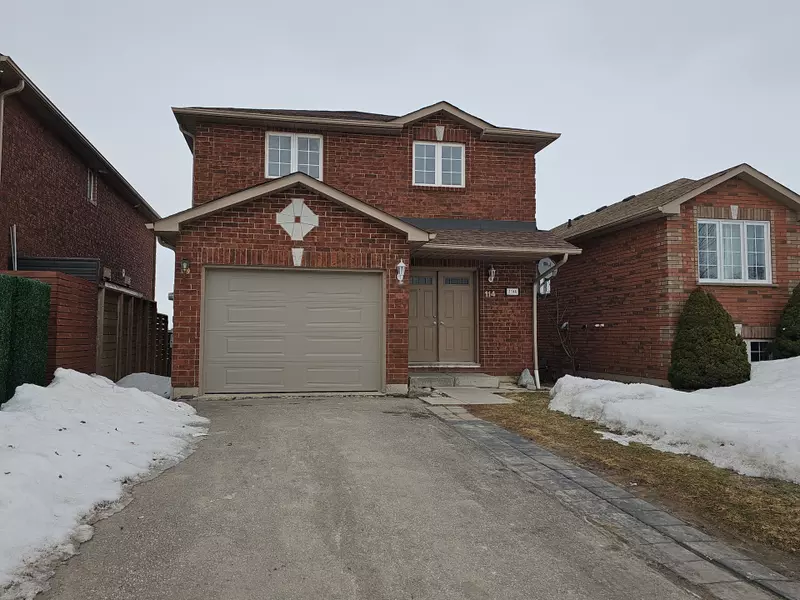 114 Courtney CRES, Barrie, ON L4N 5S9