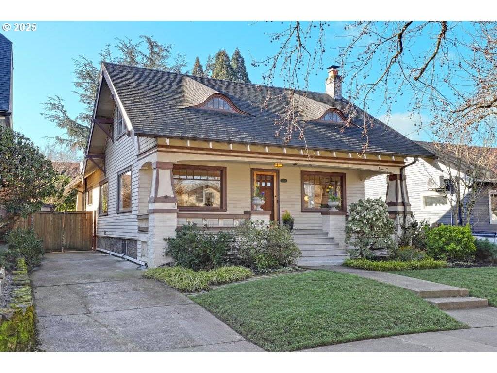 3124 NE IRVING ST, Portland, OR 97232