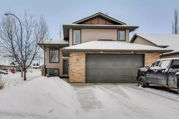 70 Issard Close, Red Deer, AB T4R 0C3