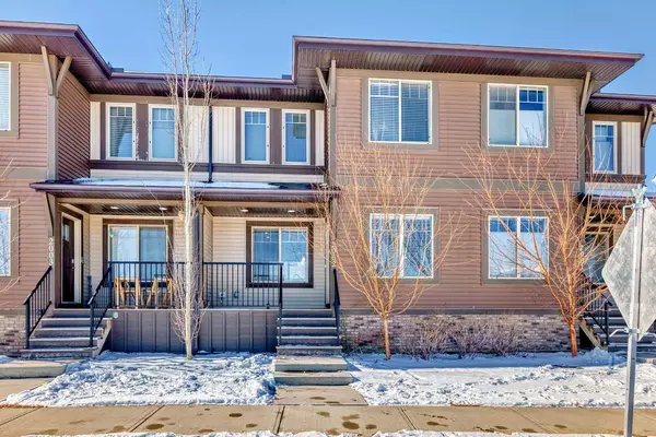 32 Horseshoe CRES #2002, Cochrane, AB T4C 2P4