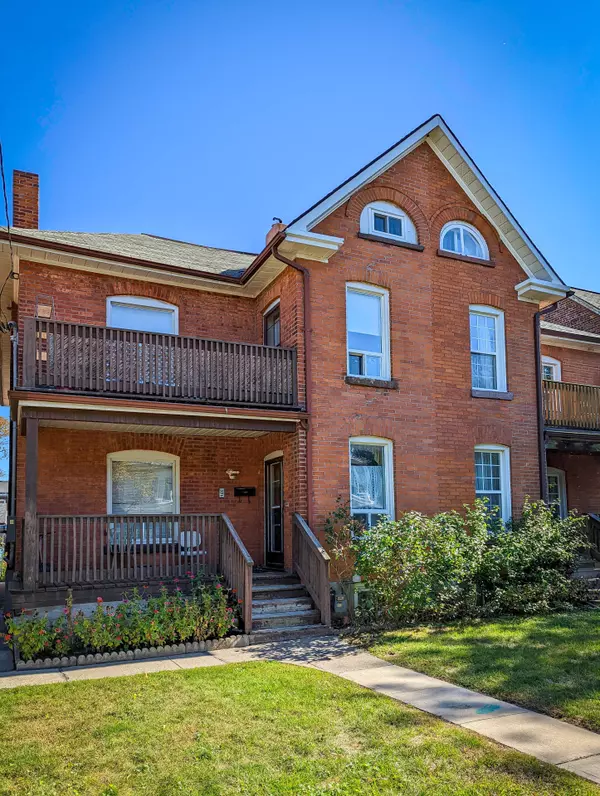 371 St Clarens AVE #2nd Floor, Toronto C01, ON M6H 3W2