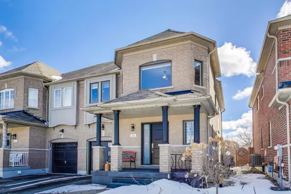 Aurora, ON L4G 0J2,45 Wallwark ST