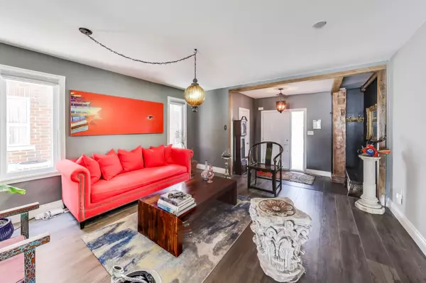 Aurora, ON L4G 0J2,45 Wallwark ST