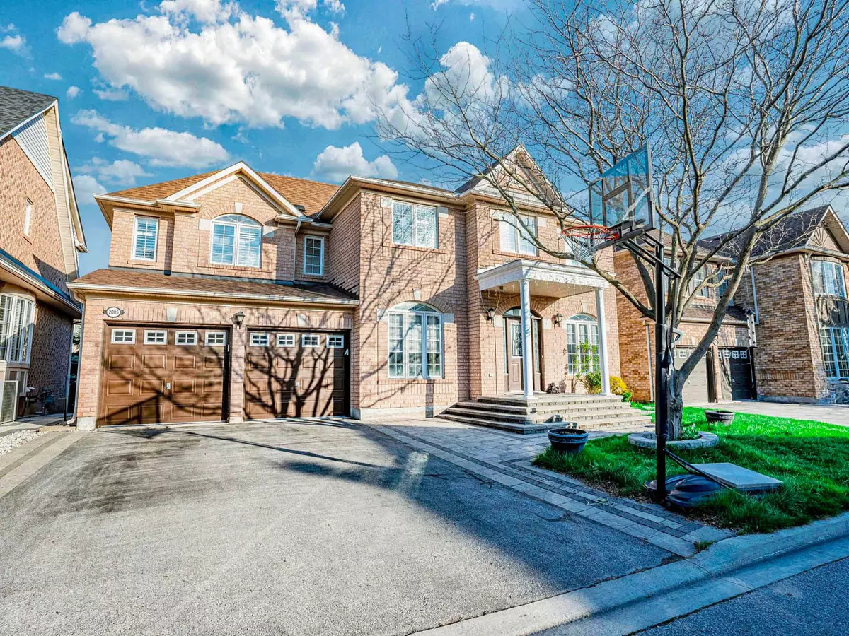 Oakville, ON L6M 4T2,2085 Ashmore DR