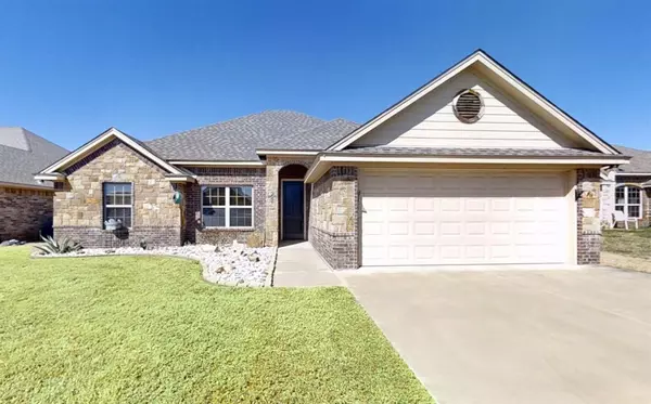 808 Acadia Court, Tolar, TX 76476