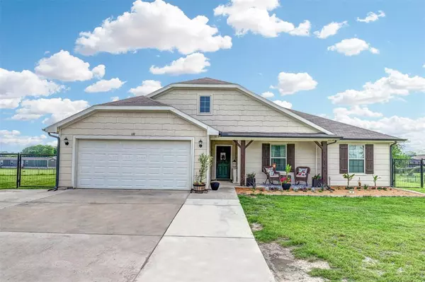 130 Blue Sky Lane, Springtown, TX 76082