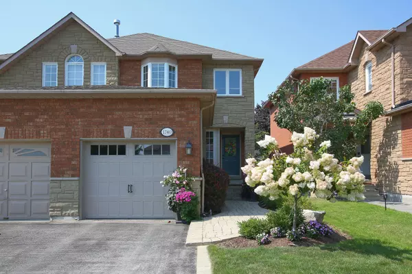 Pickering, ON L1V 6X9,1740 Silver Maple DR