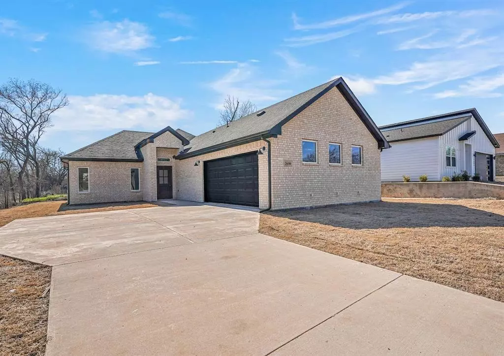 Denison, TX 75020,2600 Flora Lane