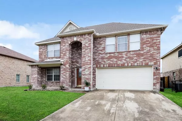 2312 Bantry Lane, Arlington, TX 76002