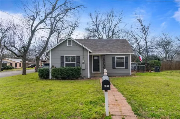 401 Dixon Street, Cleburne, TX 76033