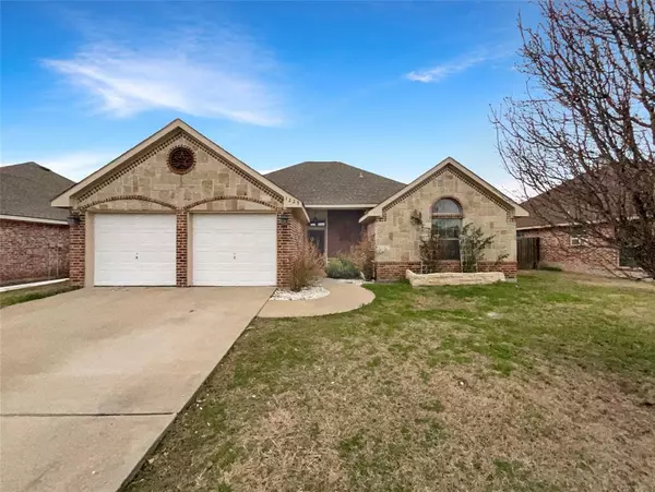 1225 Shelby Drive, Seagoville, TX 75159