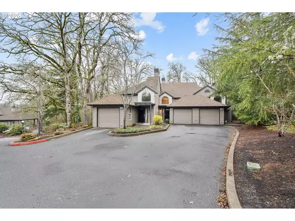 Lake Oswego, OR 97035,3956 CARMAN DR