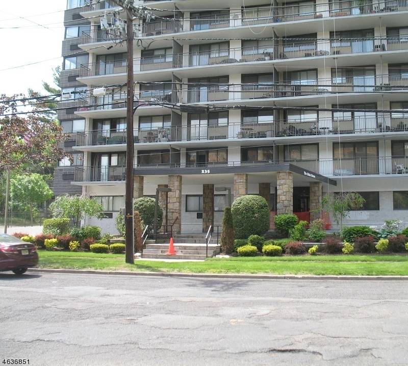 235 Prospect Ave, Hackensack City, NJ 07601