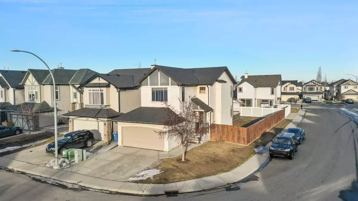 Calgary, AB T2Z 4W6,304 New Brighton PL Southeast