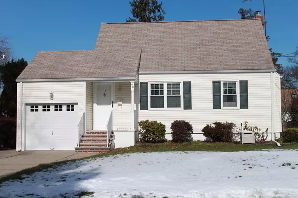 70 Hamilton Ave, Dumont Boro, NJ 07628