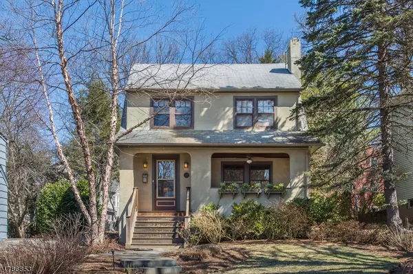 11 Lenox Ave, Ridgewood Village, NJ 07450