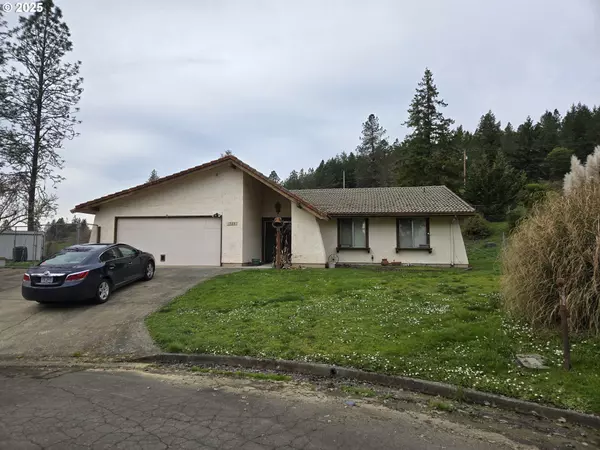 1323 VANTAGE CT, Sutherlin, OR 97479