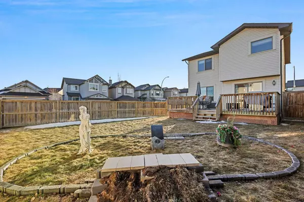 Calgary, AB T2Z 4W6,304 New Brighton PL Southeast