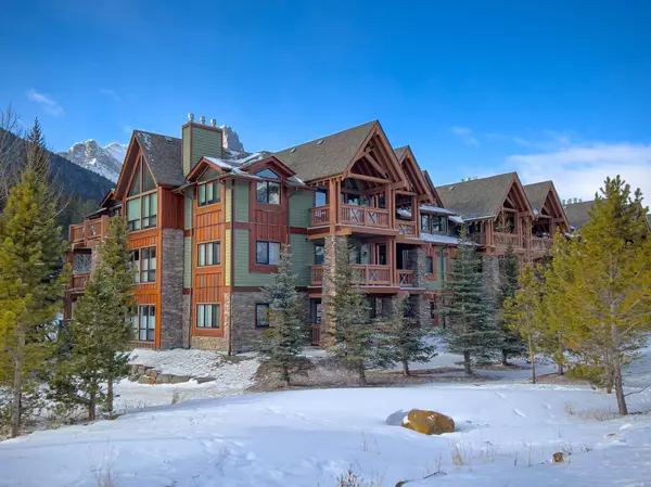 106 Stewart Creek LNDG #220, Canmore, AB T1W 0G6