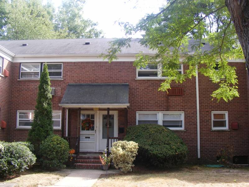15-24 PLAZA RD B, Fair Lawn Boro, NJ 07410