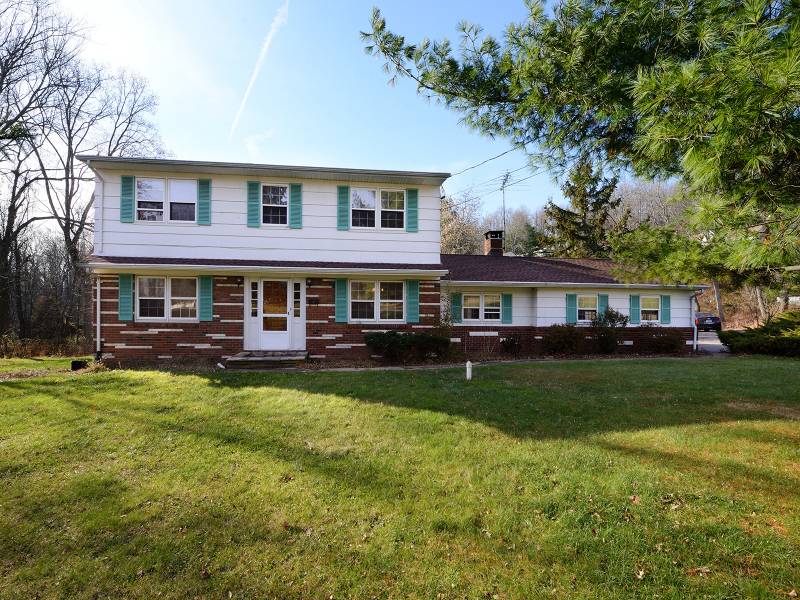 44 MORRISTOWN RD, Long Hill Twp., NJ 07933