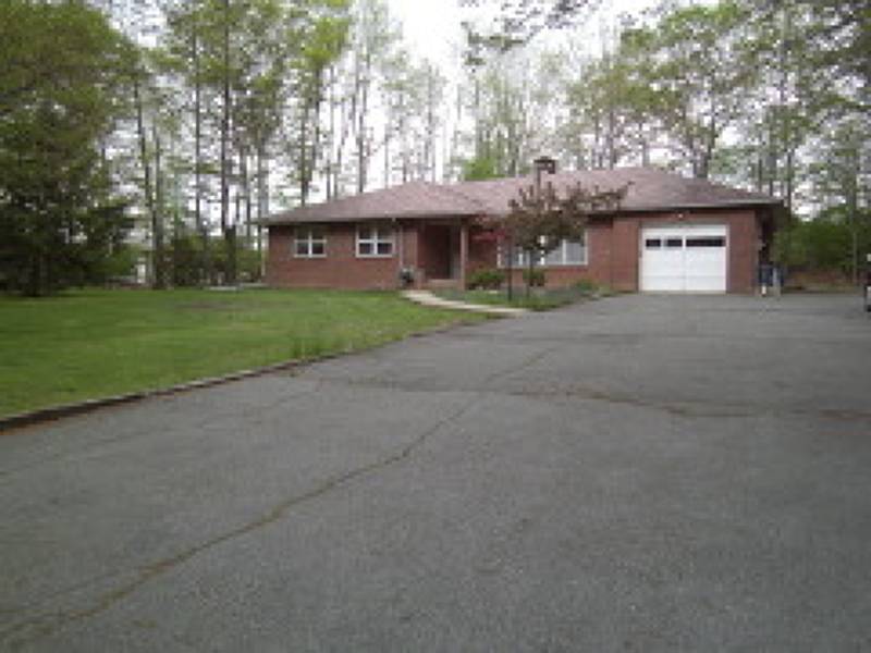 228 S Hillside Ave, Roxbury Twp., NJ 07876