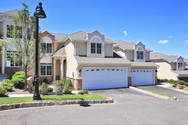 24 Metzger Dr, West Orange Twp., NJ 07052