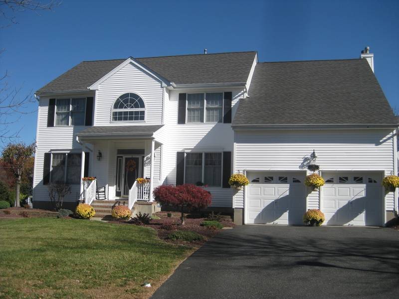 95 Lazarus Dr, Roxbury Twp., NJ 07852