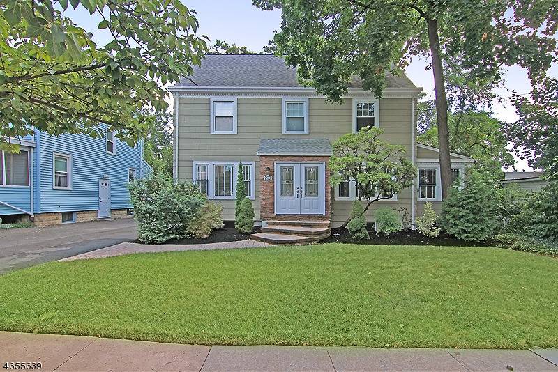 203 Keats Ave, Elizabeth City, NJ 07208