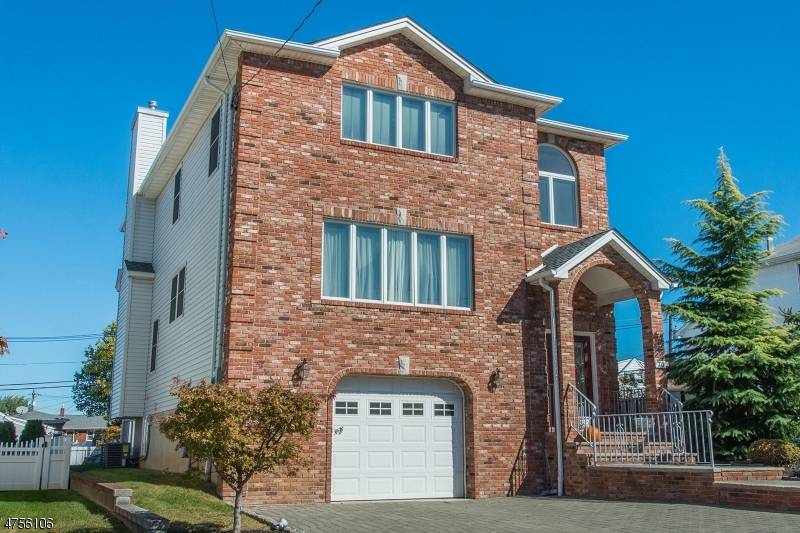70 Bayliss St, North Arlington Boro, NJ 07031