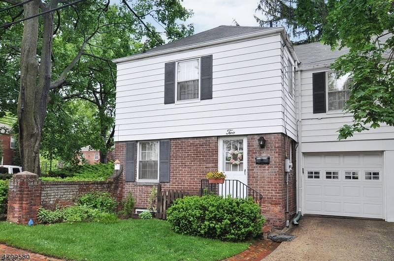 2 Randolph Ter, Fair Lawn Boro, NJ 07410