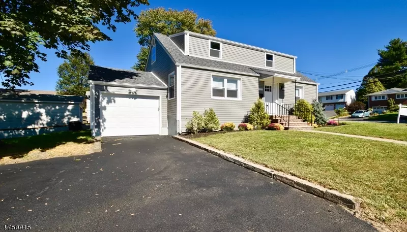 Dumont Boro, NJ 07628,6 Andover Pl