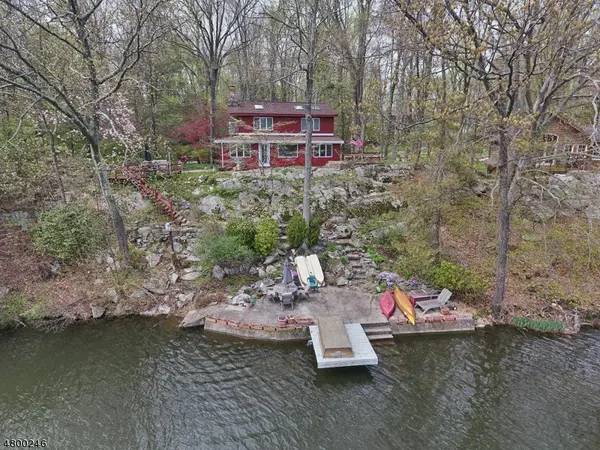 22 Hemlock Ave, Andover Twp., NJ 07860