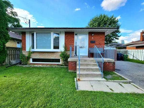 Toronto E09, ON M1P 4M5,5 Cora CRES #BSMT