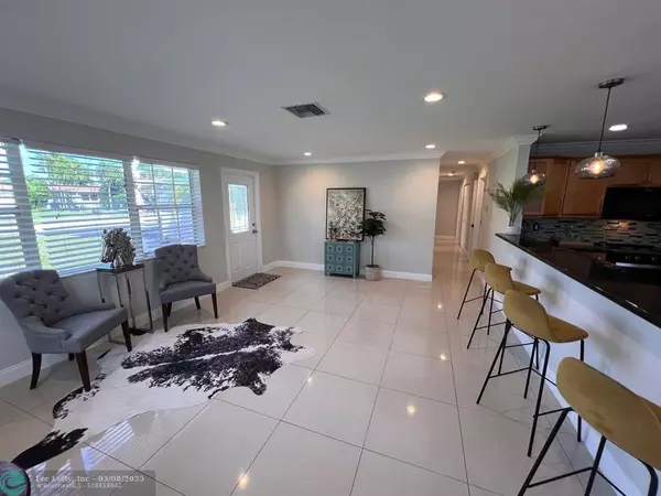 732 NW 28th St, Wilton Manors, FL 33311