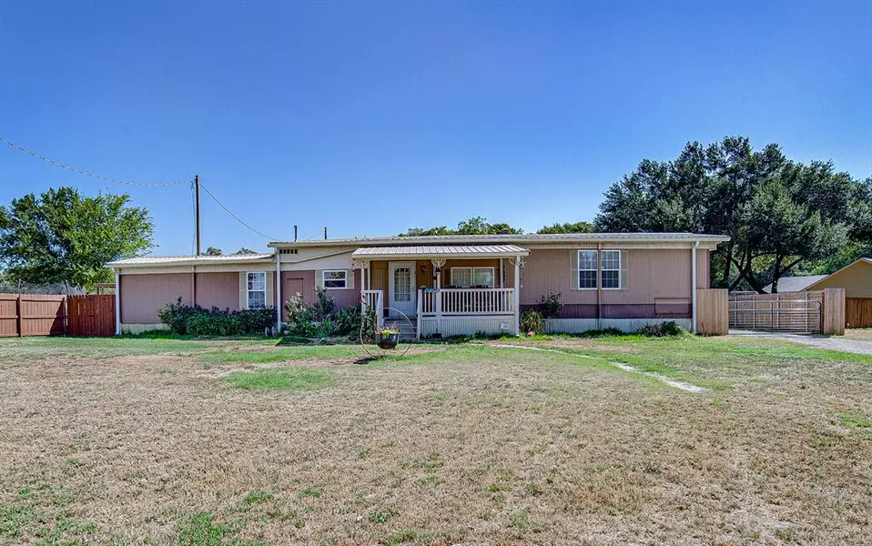 6016 Day Road, Mansfield, TX 76063