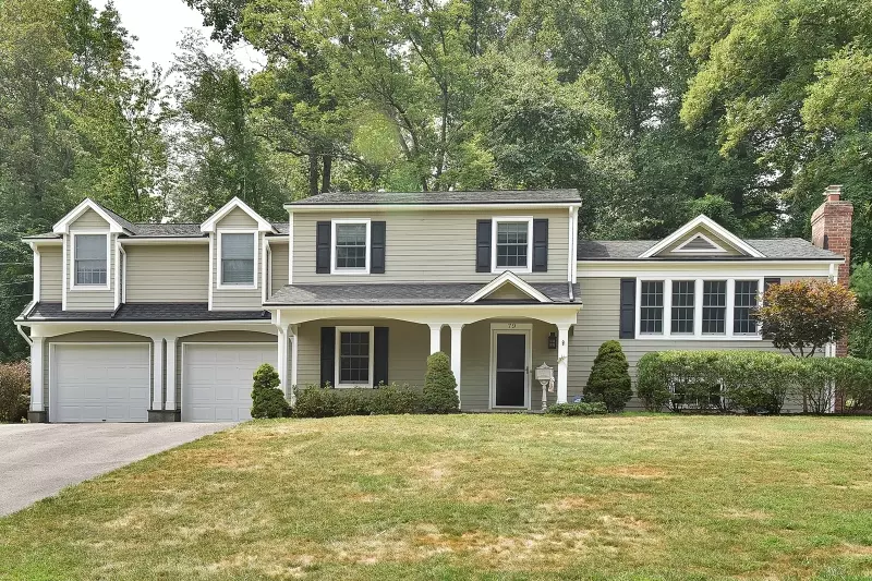 79 Ambar Place, Bernardsville Boro, NJ 07924
