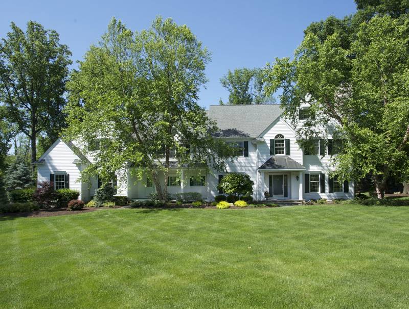 2 Runyan Pl, Chester Twp., NJ 07930