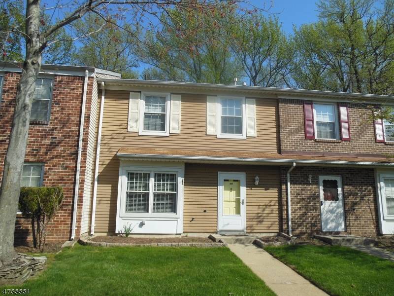 209 Liberty Bell Ct, North Brunswick Twp., NJ 08902