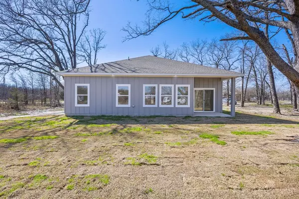 West Tawakoni, TX 75474,202 Dover Drive